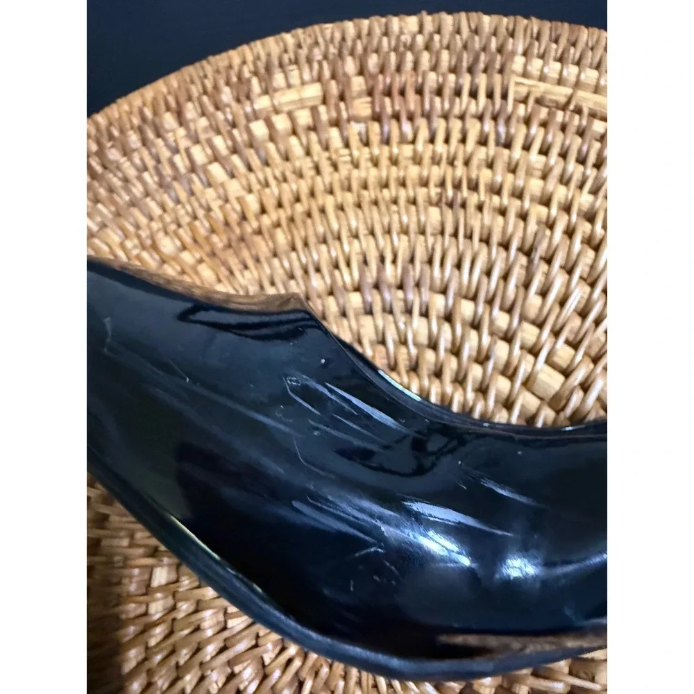 CL by Laundry Womens Black Patent Block Heel Round Toe Pumps Size 6M Scuffed
